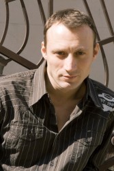 Анатолий Белый